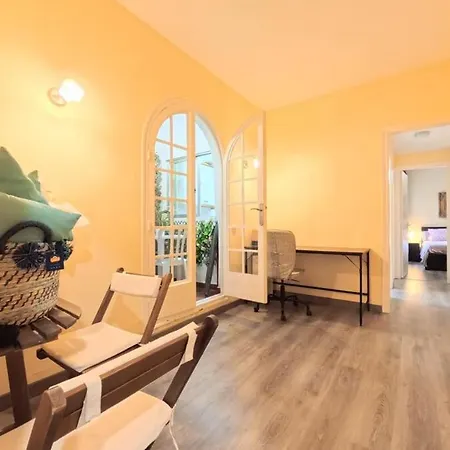 Mediterranean Oasis, Village Apartment Sitges